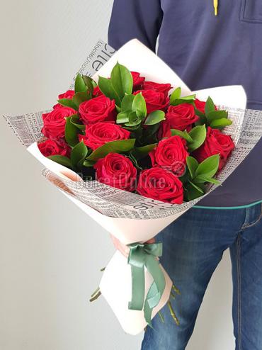 Букет цветов Букет из 15 красных роз 
