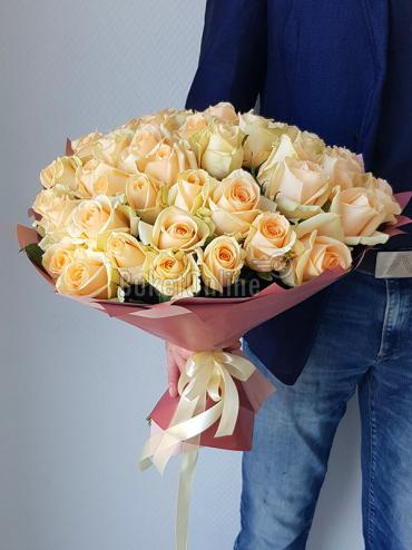Цветы с доставкой 51 Персиковая роза
