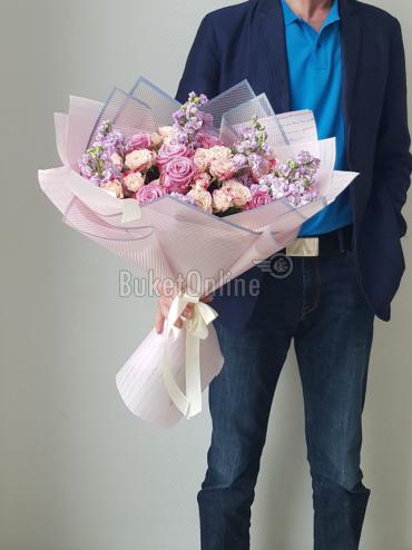 Цветы с доставкой Розово-лавандовые розы