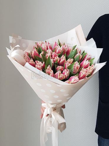 Букет цветов 51 махровый тюльпан