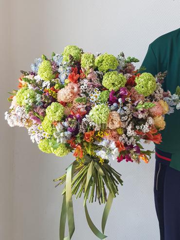 Цветы с доставкой Цветущий луг - полевой букет
