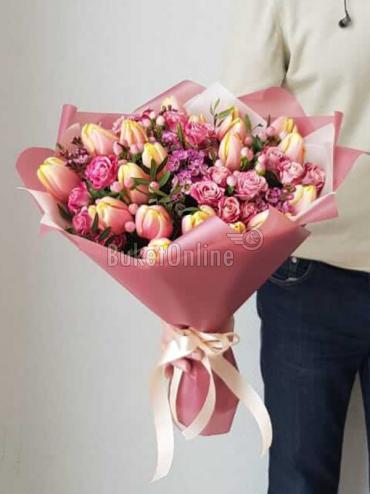 Букет цветов Вальс Цветов: Пионовидные Тюльпаны и Матиолла