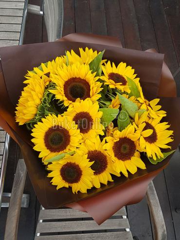 Цветы с доставкой Солнечный луч - подсолнухи 