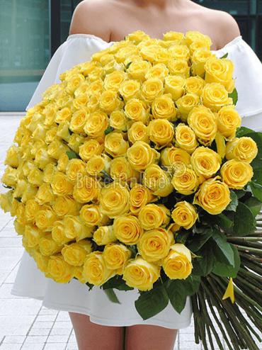 Цветы -  101 желтая роза