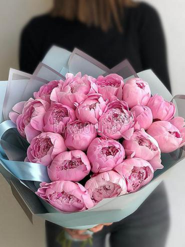 Цветы с доставкой Розовые пионы ''Ангел''
