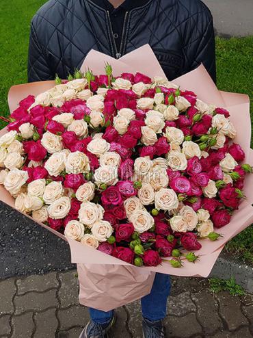 Букет цветов Букет из 101 кустовой розы