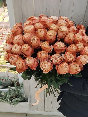 Доставка курьером Эквадорские розы