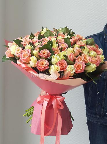 Цветы с доставкой Шикарный букет роз премиум