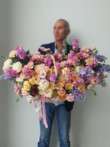 Цветы с доставкой Корзина для королевы