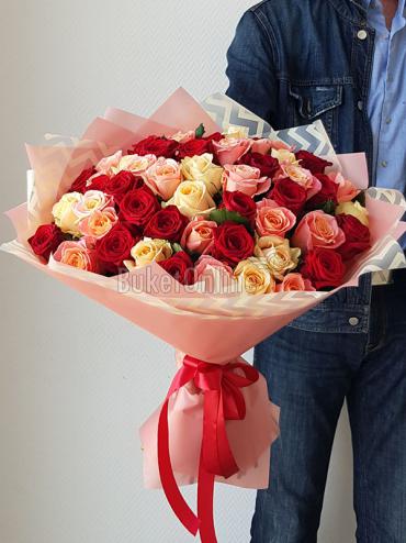 Цветы с доставкой Букет из 51 розы микс