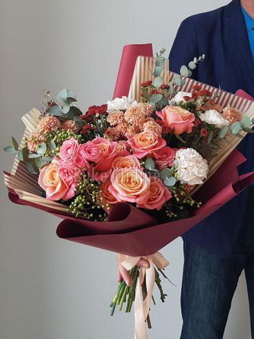 Цветы с доставкой Букет с хризантемой и розой