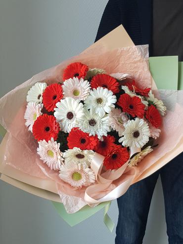 Цветы с доставкой Букет с герберами