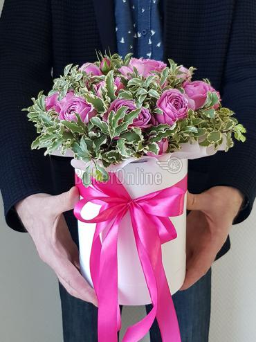 Доставка курьером Шляпная коробка с пионовидной розой