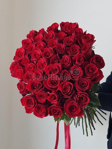 Букет цветов 51 эквадорская роза
