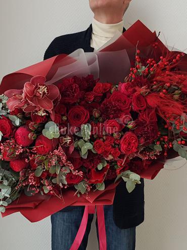 Доставка курьером ''Big Red'' - Огромный букет цветов
