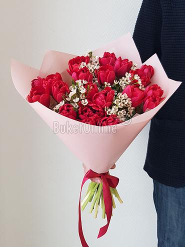 Цветы с доставкой Пионовидный тюльпан и шамелациум