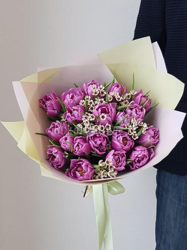 Букет цветов Тюльпаны и гениста