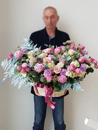 Доставка курьером Шикарная корзина с розой