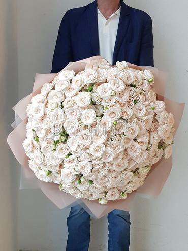 Цветы с доставкой 51 кустовая роза - букет