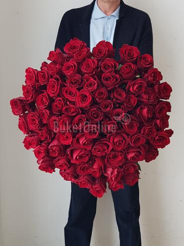 Букет цветов Эквадорские розы 75 шт