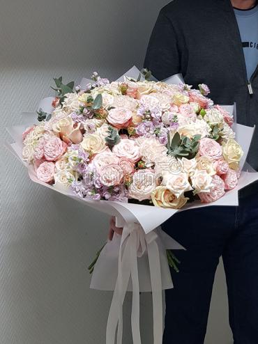 Букет цветов Букет с пионовидной розой Джульетта