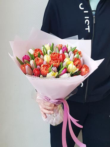 Букет цветов Микс 51 тюльпан
