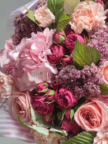 Купить с доставкой Цветы - гортензия, пионовидная и кустовая роза